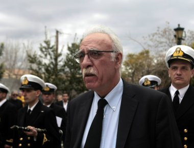 Δ.Βίτσας: «Υπάρχουν παρακρατικοί μηχανισμοί παράδοσης απόρρητων εγγράφων»